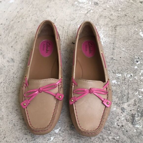 Clarks Shoes - Clarks Artisan 